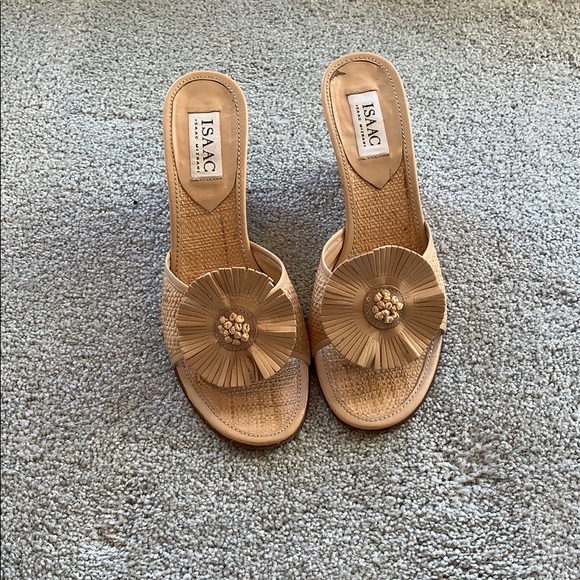 Isaac Mizrahi Wedges - Picture 1 of 4